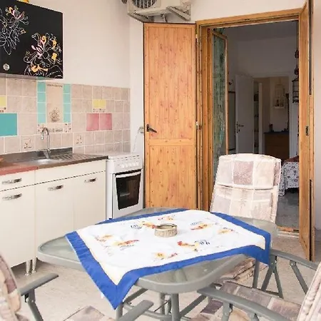 Bed & Breakfast La Voliera Fondi
